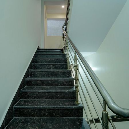 Super Hotel O M. S. Inn باتنا المظهر الخارجي الصورة